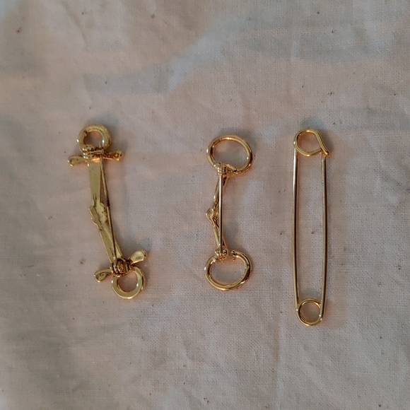 Accessory Gold Pins - Picture 2 of 2